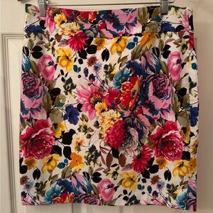 Multi-color floral mini skirt, size 14